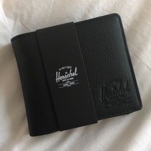 Herschel Supply Co. Hank Leather Wallet